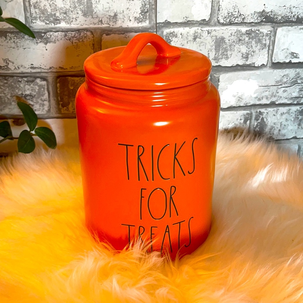 Rae Dunn Large TRICKS FOR TREATS Canister